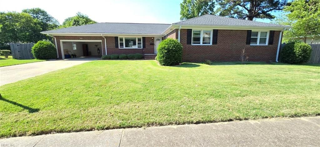 Photo of 2444 Everglades Road, Norfolk, VA 23518 (MLS # 10636600)