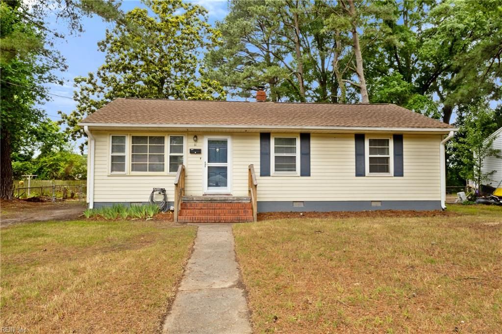 Photo of 11 Gay Drive, Newport News, VA 23606 (MLS # 10636845)