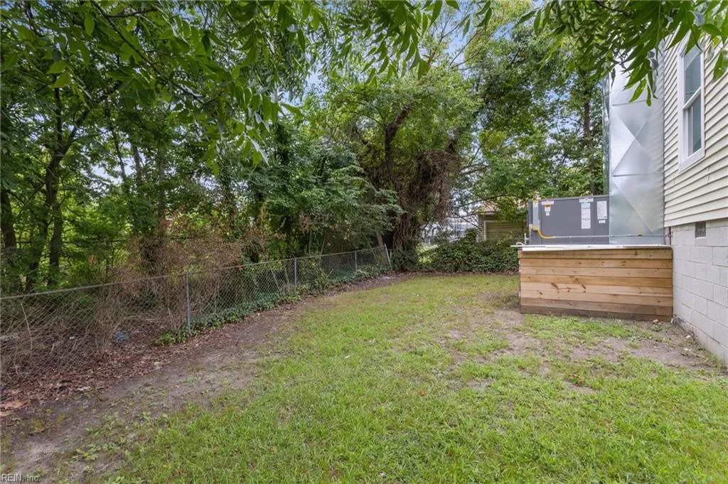 Newport News, Virginia 23607, United States, 4 Bedrooms Bedrooms, ,2 BathroomsBathrooms,Residential,Active,197191