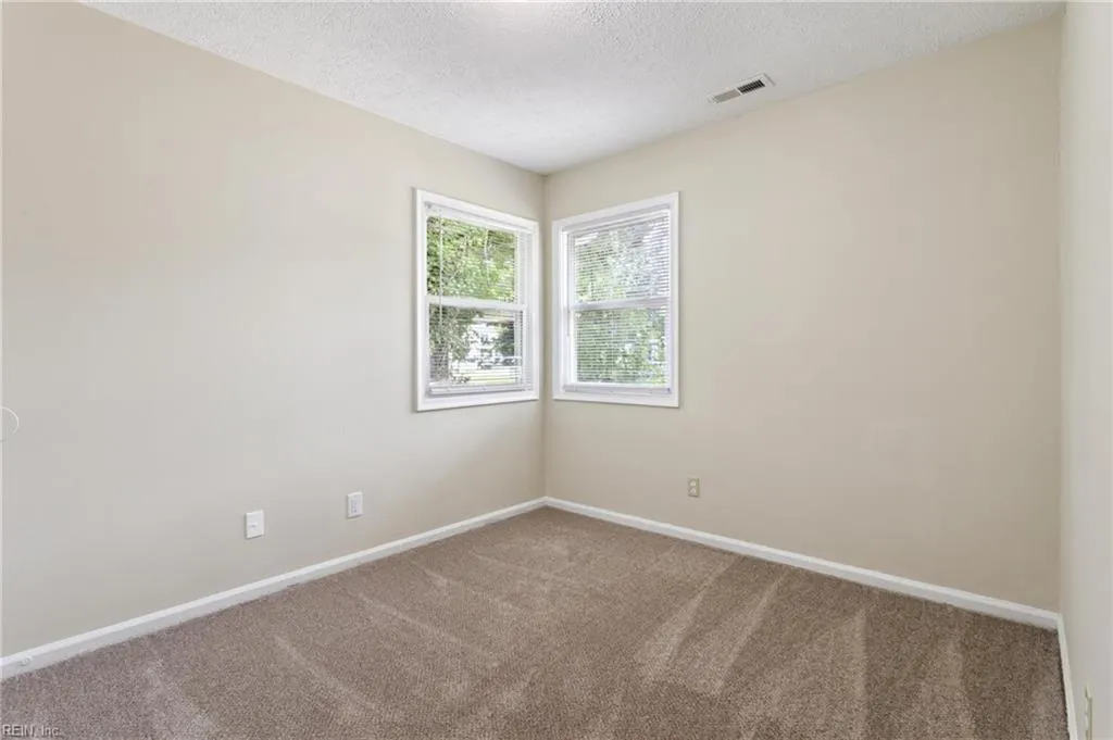 Newport News, Virginia 23607, United States, 4 Bedrooms Bedrooms, ,2 BathroomsBathrooms,Residential,Active,197191