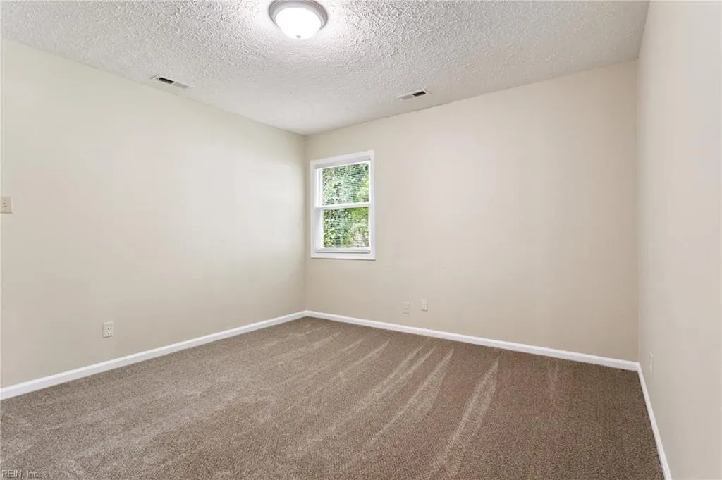 Newport News, Virginia 23607, United States, 4 Bedrooms Bedrooms, ,2 BathroomsBathrooms,Residential,Active,197191