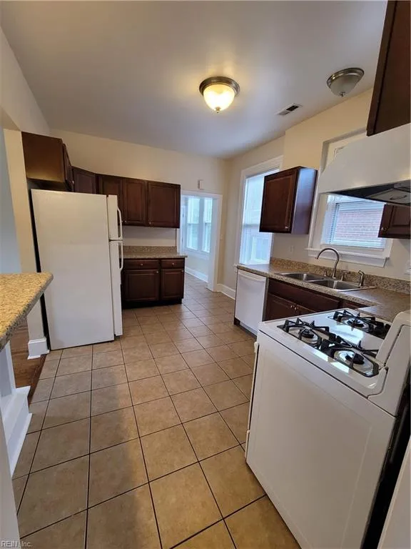 Norfolk, Virginia 23517, United States, 4 Bedrooms Bedrooms, ,2 BathroomsBathrooms,Residential,Active,155397