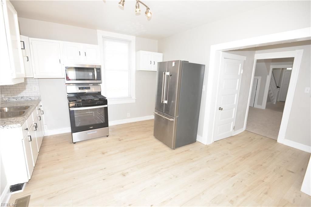 Photo of 1700 McDaniel St Street, Portsmouth, VA 23704 (MLS # 10630548)