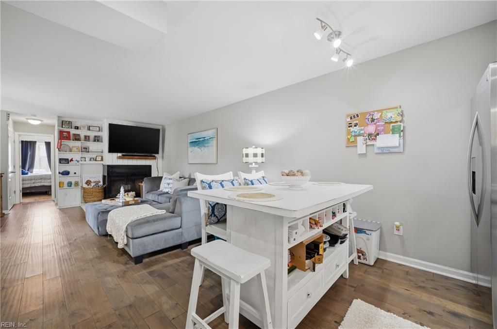 Photo of 1101 Lands End Way #25, Virginia Beach, VA 23451 (MLS # 10631542)