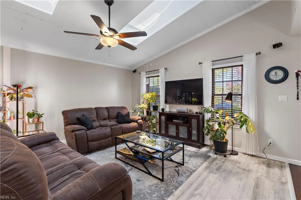 Virginia Beach, Virginia 23456, United States, 3 Bedrooms Bedrooms, ,2 BathroomsBathrooms,Residential,Active,97859