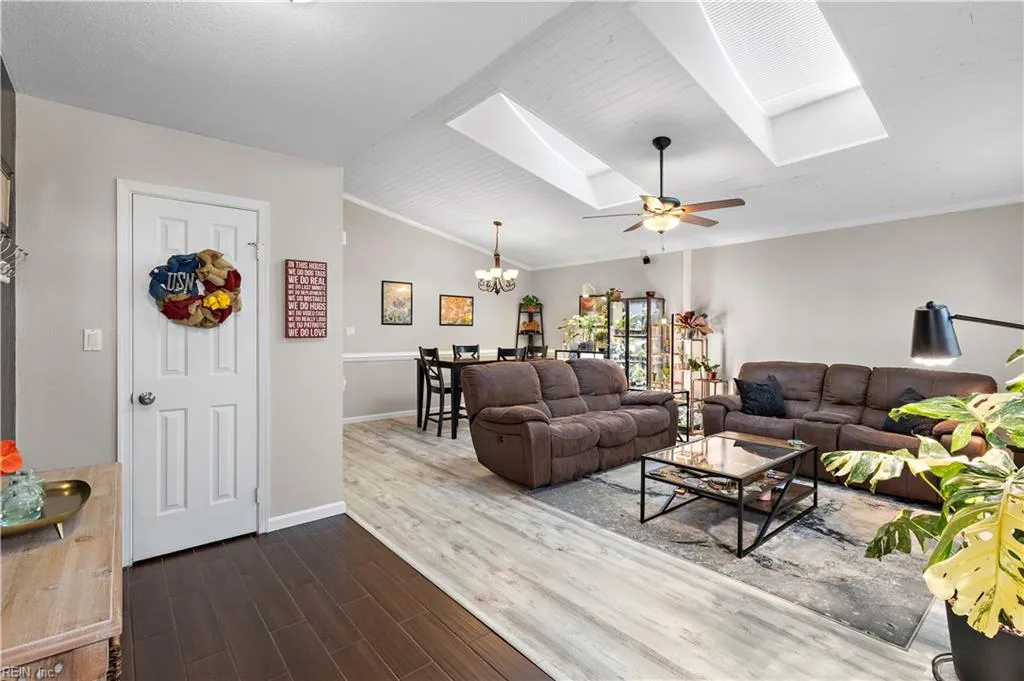 Virginia Beach, Virginia 23456, United States, 3 Bedrooms Bedrooms, ,2 BathroomsBathrooms,Residential,Active,97859