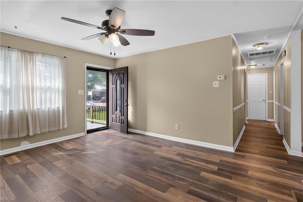 Photo of 18 Haley Drive, Hampton, VA 23661 (MLS # 10651512)