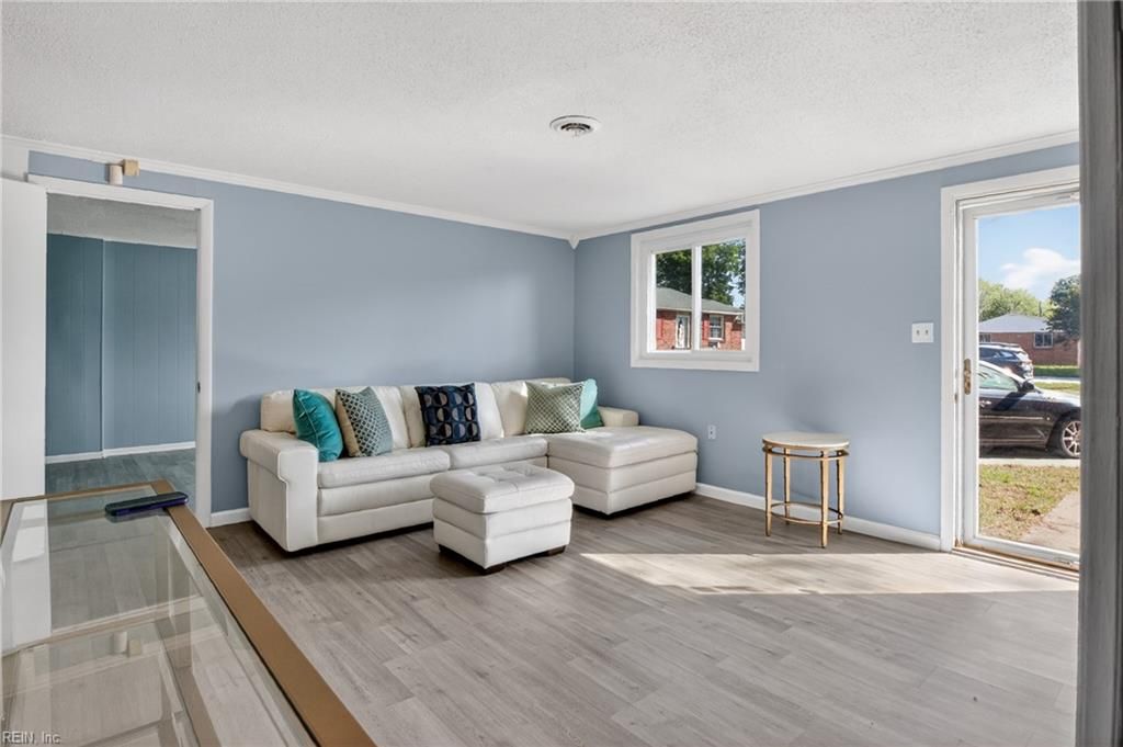 Photo of 2001 Neville Circle, Hampton, VA 23663 (MLS # 10630652)