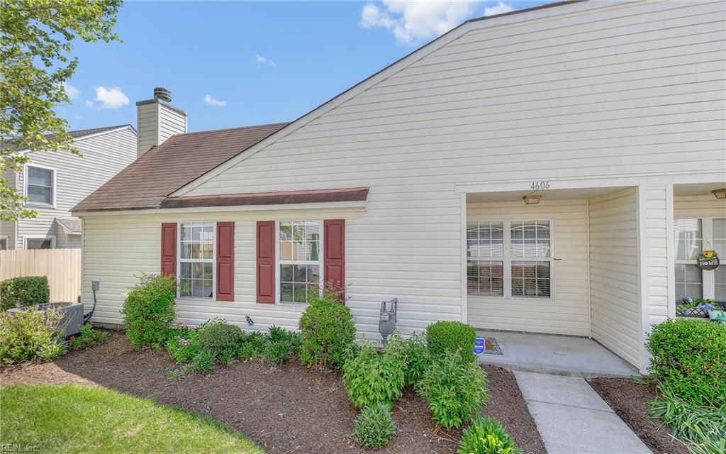 Photo of 4606 Olde Stone Way, Chesapeake, VA 23321 (MLS # 10630382)