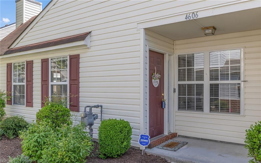 Photo of 4606 Olde Stone Way, Chesapeake, VA 23321 (MLS # 10630382)