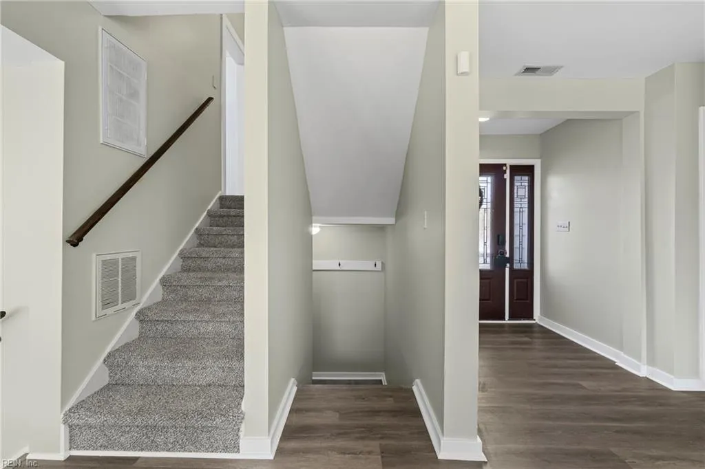 Chesapeake, Virginia 23320, United States, 4 Bedrooms Bedrooms, ,3 BathroomsBathrooms,Residential,Pending,109286