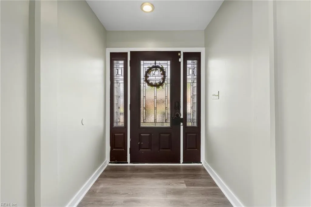 Chesapeake, Virginia 23320, United States, 4 Bedrooms Bedrooms, ,3 BathroomsBathrooms,Residential,Pending,109286