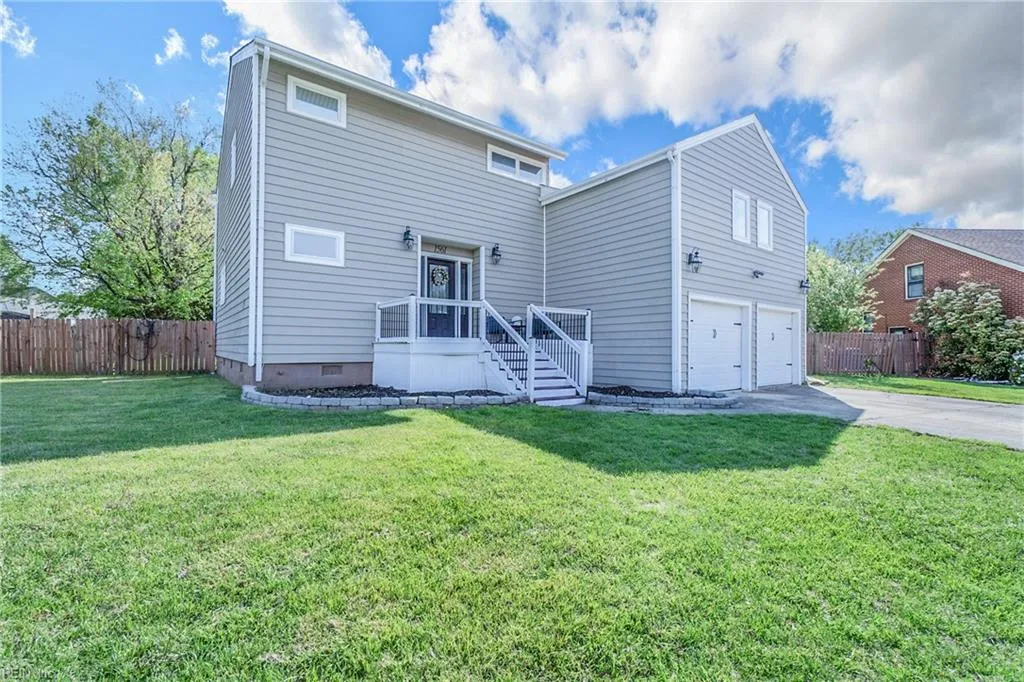 Chesapeake, Virginia 23320, United States, 4 Bedrooms Bedrooms, ,3 BathroomsBathrooms,Residential,Pending,109286