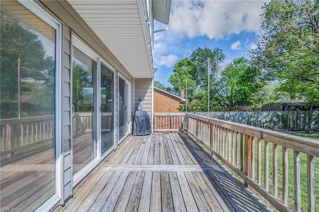 Chesapeake, Virginia 23320, United States, 4 Bedrooms Bedrooms, ,3 BathroomsBathrooms,Residential,Pending,109286