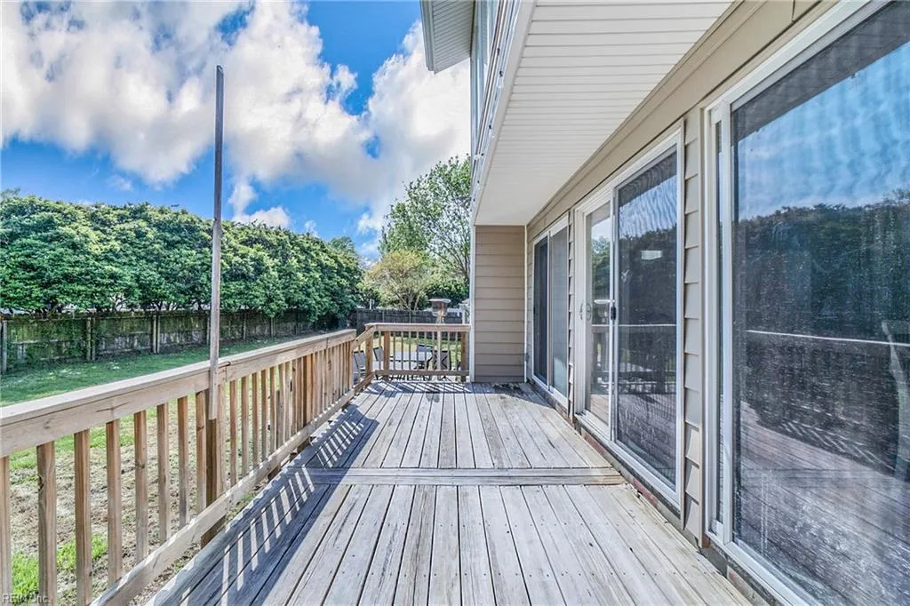 Chesapeake, Virginia 23320, United States, 4 Bedrooms Bedrooms, ,3 BathroomsBathrooms,Residential,Pending,109286