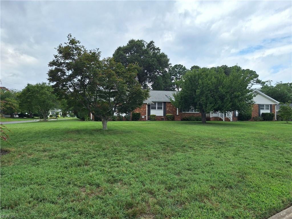 Photo of 4601 Miles Standish Road, Virginia Beach, VA 23455 (MLS # 10649459)