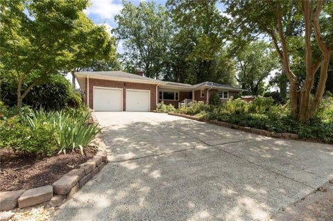 Photo of 43 Patton Drive, Newport News, VA 23606 (MLS # 10640451)