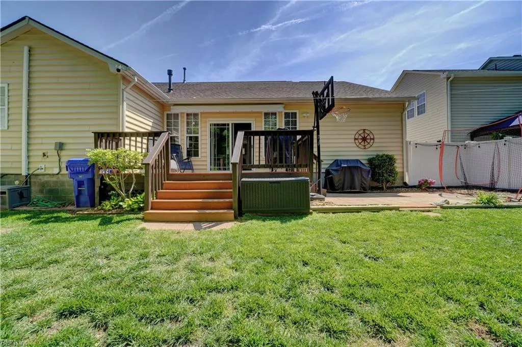 Suffolk, Virginia 23435, United States, 4 Bedrooms Bedrooms, ,2 BathroomsBathrooms,Residential,Pending,120359