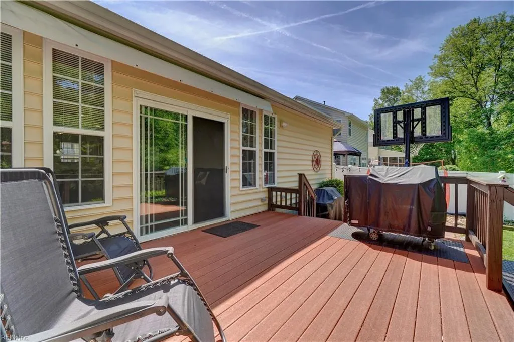 Suffolk, Virginia 23435, United States, 4 Bedrooms Bedrooms, ,2 BathroomsBathrooms,Residential,Pending,120359