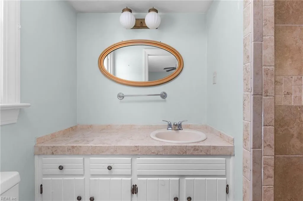 Chesapeake, Virginia 23322, United States, 4 Bedrooms Bedrooms, ,2 BathroomsBathrooms,Residential,Active,164694