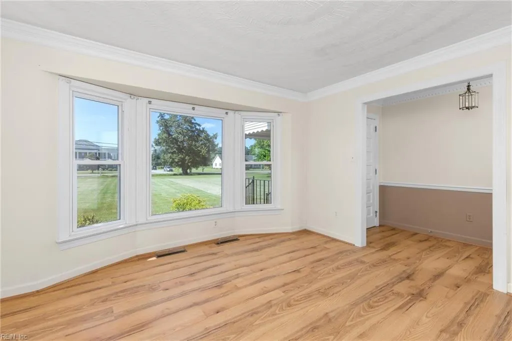 Chesapeake, Virginia 23322, United States, 4 Bedrooms Bedrooms, ,2 BathroomsBathrooms,Residential,Active,164694