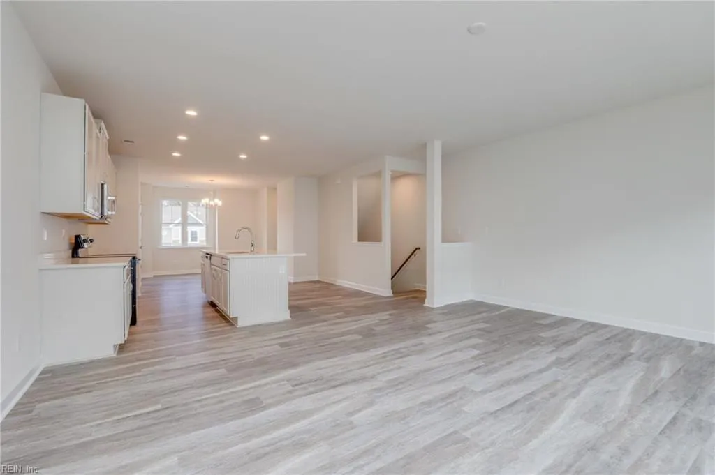 Suffolk, Virginia 23435, United States, 4 Bedrooms Bedrooms, ,4 BathroomsBathrooms,Residential,Active,248359