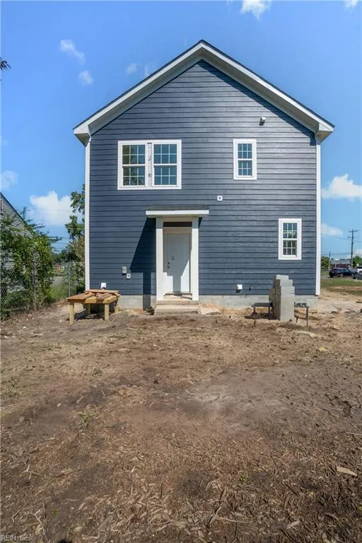 Norfolk, Virginia 23504, United States, 4 Bedrooms Bedrooms, ,4 BathroomsBathrooms,Residential,Pending,23829