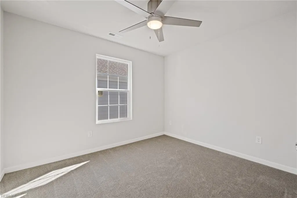 Norfolk, Virginia 23504, United States, 4 Bedrooms Bedrooms, ,4 BathroomsBathrooms,Residential,Pending,23829