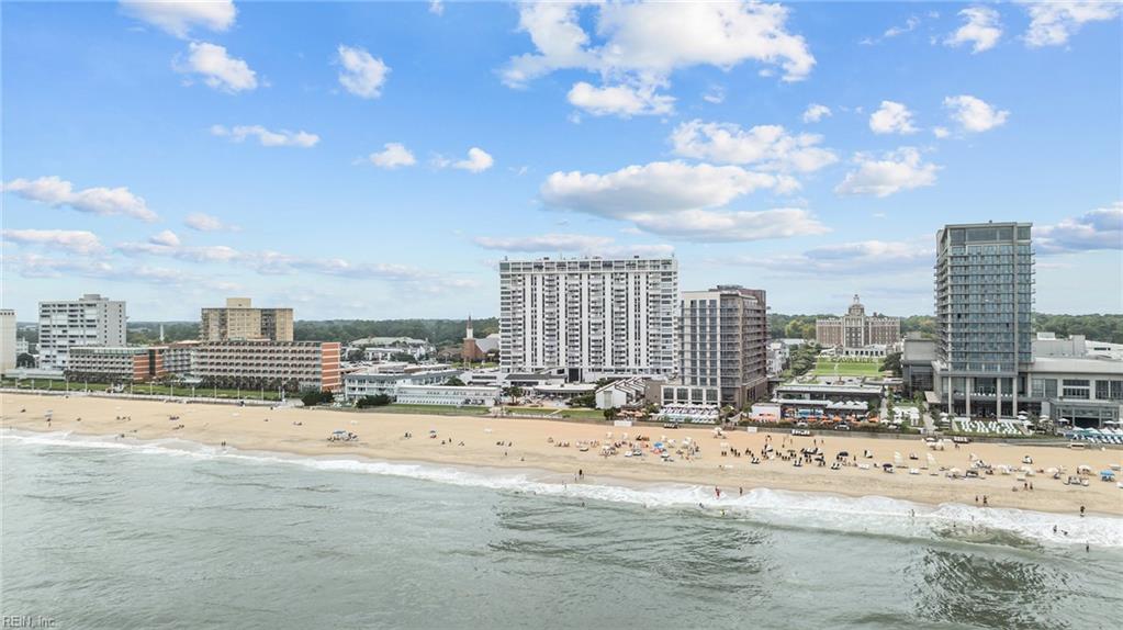 Photo of 4004 Atlantic Avenue Avenue #1612, Virginia Beach, VA 23451 (MLS # 10644126)