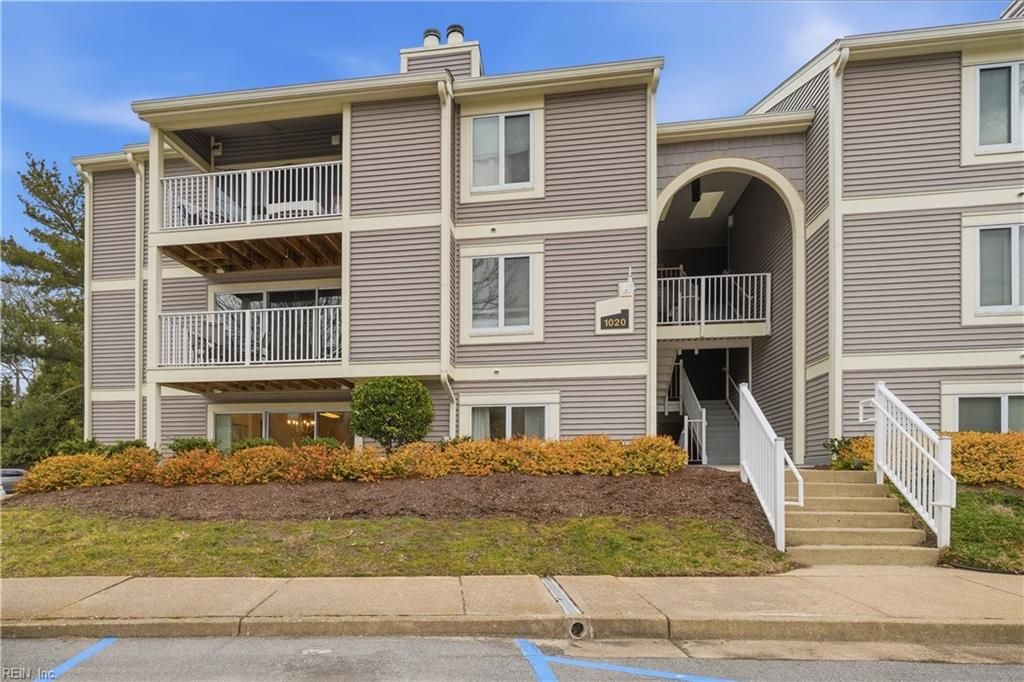 Photo of 1020 Autumn Woods Lane #101, Virginia Beach, VA 23454 (MLS # 10620598)
