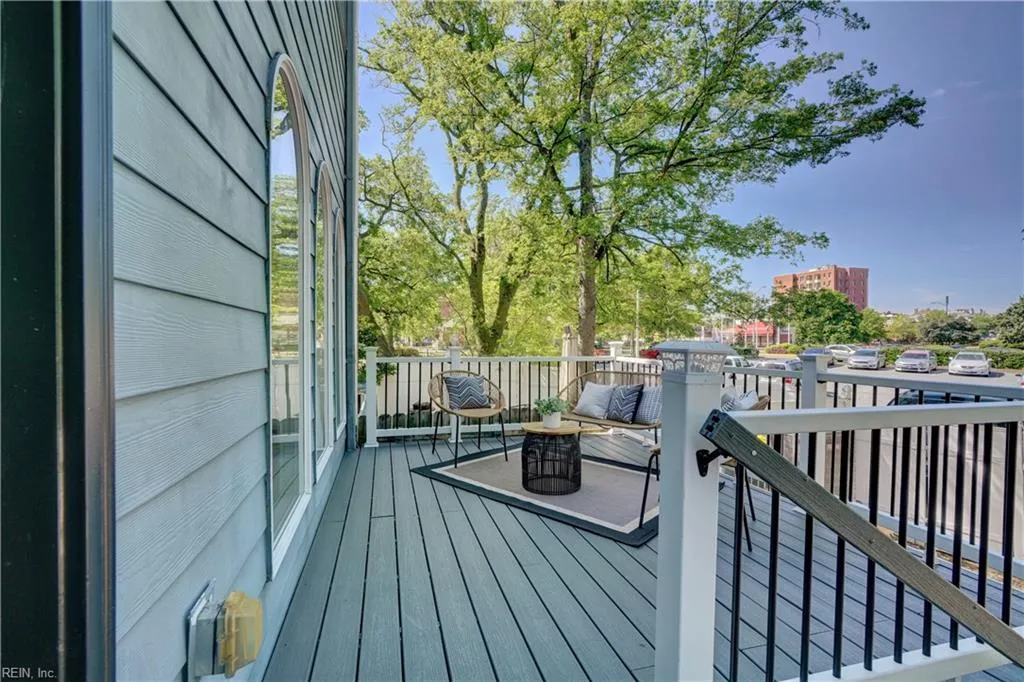 Norfolk, Virginia 23510, United States, 2 Bedrooms Bedrooms, ,3 BathroomsBathrooms,Residential,Pending,116961