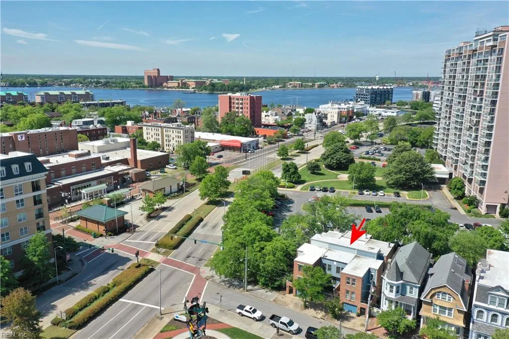 Norfolk, Virginia 23510, United States, 2 Bedrooms Bedrooms, ,3 BathroomsBathrooms,Residential,Pending,116961