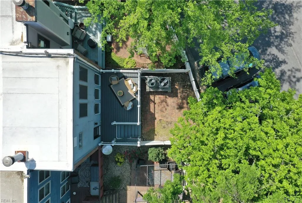 Norfolk, Virginia 23510, United States, 2 Bedrooms Bedrooms, ,3 BathroomsBathrooms,Residential,Pending,116961