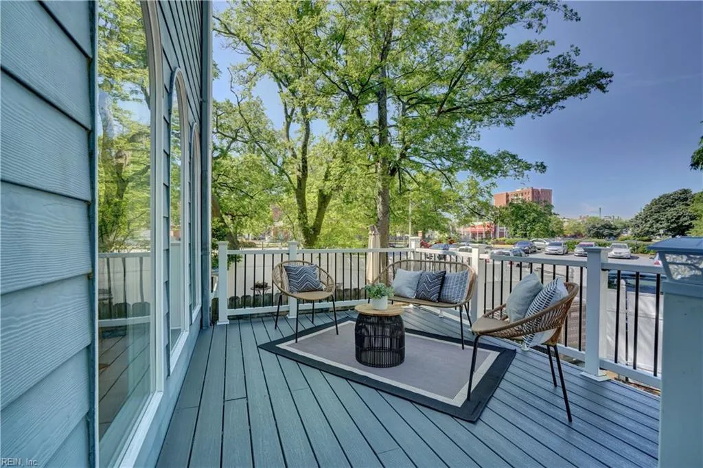 Norfolk, Virginia 23510, United States, 2 Bedrooms Bedrooms, ,3 BathroomsBathrooms,Residential,Pending,116961