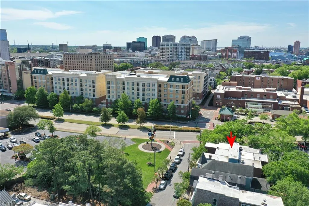 Norfolk, Virginia 23510, United States, 2 Bedrooms Bedrooms, ,3 BathroomsBathrooms,Residential,Pending,116961