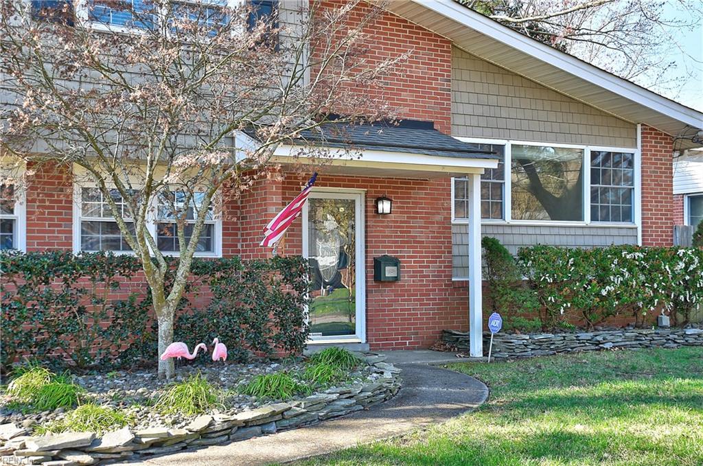 Photo of 3713 VIRGINIUS Drive, Virginia Beach, VA 23452 (MLS # 10656506)