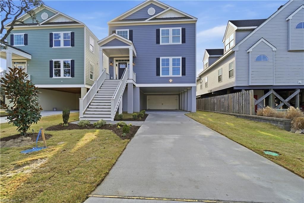 Photo of 966 W Ocean View Avenue, Norfolk, VA 23503 (MLS # 10619099)