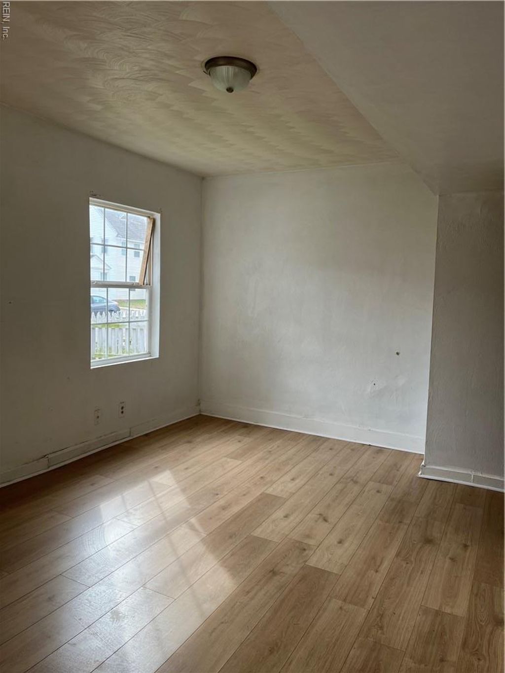 Photo of 11 Emmons Place, Portsmouth, VA 23702 (MLS # 10619362)