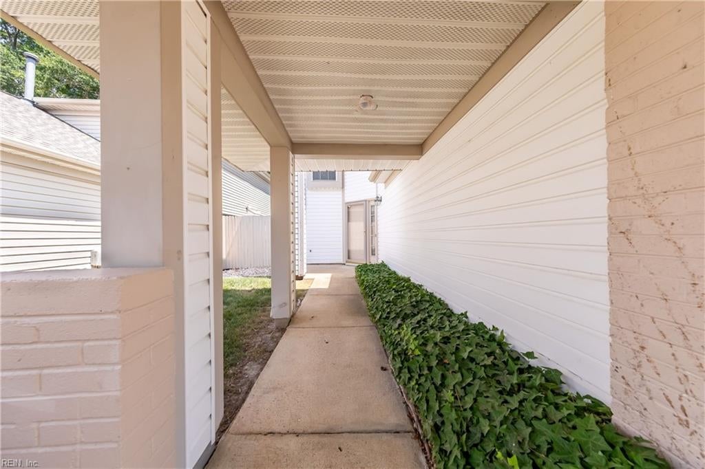 Photo of 934 Nicklaus Drive, Newport News, VA 23602 (MLS # 10651221)