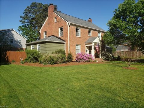 Photo of 27 Holly Drive, Newport News, VA 23601 (MLS # 10637503)