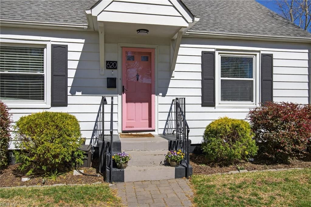 Photo of 620 Burleigh Avenue, Norfolk, VA 23505 (MLS # 10626883)