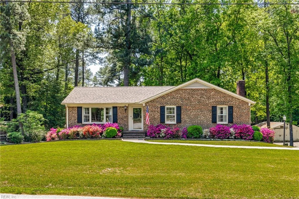 1513 Walnut Drive