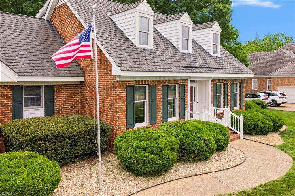 Photo of 1831 Sawgrass Pointe Drive, Hayes, VA 23072 (MLS # 10633304)