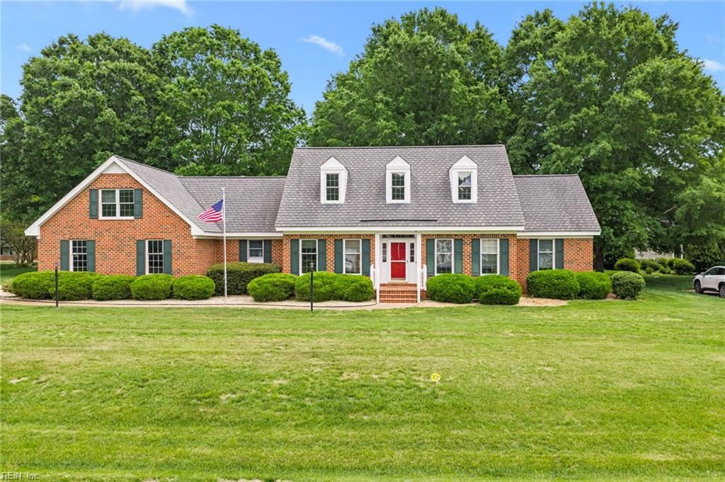 Photo of 1831 Sawgrass Pointe Drive, Hayes, VA 23072 (MLS # 10633304)