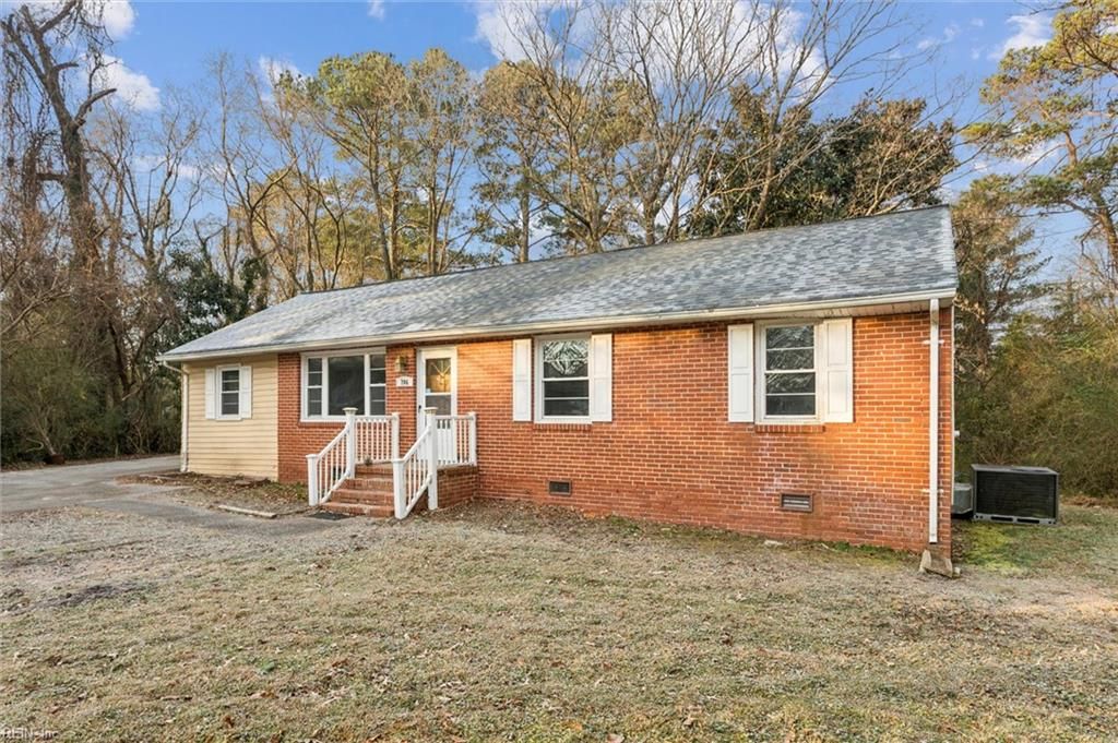 Photo of 706 Maupin Place, Williamsburg, VA 23185 (MLS # 10635253)