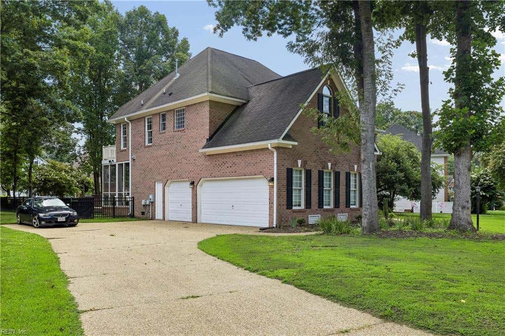Photo of 20711 Creekside Drive, Smithfield, VA 23430 (MLS # 10648081)