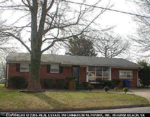 Photo of 710 Hemlock Rd Road, Newport News, VA 23601 (MLS # 10651107)