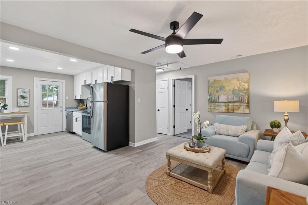 Photo of 3802 Greenwood Drive, Portsmouth, VA 23701 (MLS # 10636357)