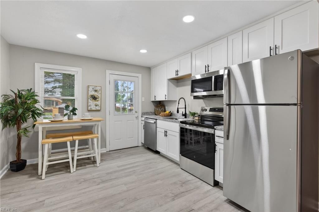 Photo of 3802 Greenwood Drive, Portsmouth, VA 23701 (MLS # 10636357)