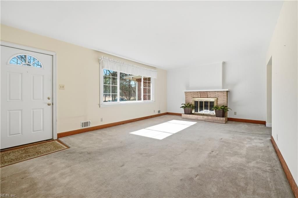 Photo of 411 Mayflower Road, Portsmouth, VA 23701 (MLS # 10623327)